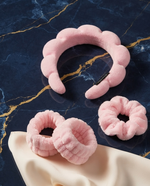Set de diadema y muñequeras para el cuidado facial